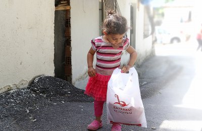 Başkan Sandal’dan çocuklara bayram sürprizi